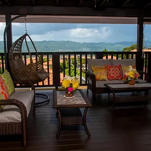 Apartment Vacation Getaway In Mango Walk Country Club, Montego Bay